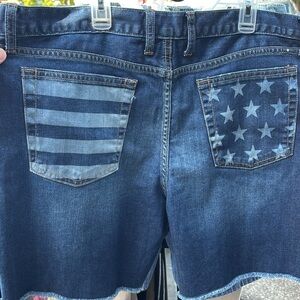 Lucky Brand Patriotic cut-off Dark Blue Jean Shorts, size 12